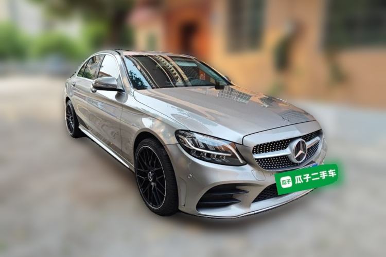 Used Mercedes-Benz C-Class 2019 C 180 L Fashion Edition Sport Version Front Right 45 Deg
