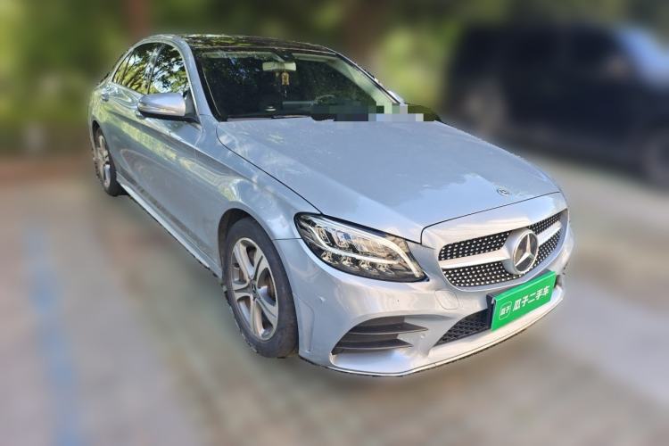 Used Mercedes-Benz C-Class 2019 Restyled C 260 L Sport Edition Front Right 45 Deg