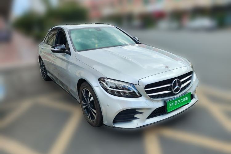 Used Mercedes-Benz C-Class 2019 C 260 Sport Edition Front Right 45 Deg