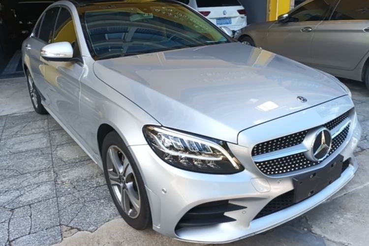 Used Mercedes-Benz C-Class 2019 Restyled C 260 L Sport Edition Front Right 45 Deg