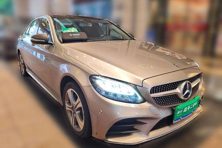 Used Mercedes-Benz C-Class 2019 C 260 L Sport Edition Front Right 45 Deg