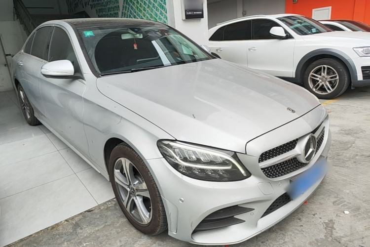 Used Mercedes-Benz C-Class 2019 Restyled C 260 L Sport Edition Front Right 45 Deg