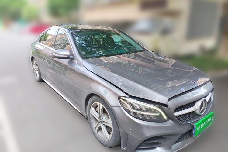 Used Mercedes-Benz C-Class 2019 Restyled C 260 L Sport Edition Front Right 45 Deg