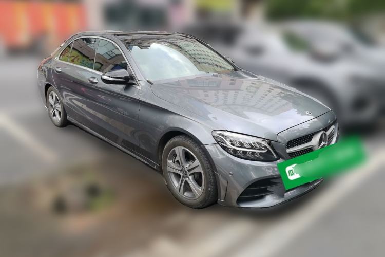 Used Mercedes-Benz C-Class 2019 Restyled C 260 L Sport Edition Front Right 45 Deg
