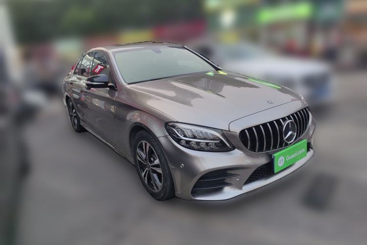 Used Mercedes-Benz C-Class 2019 C 260 Sport Edition Front Right 45 Deg