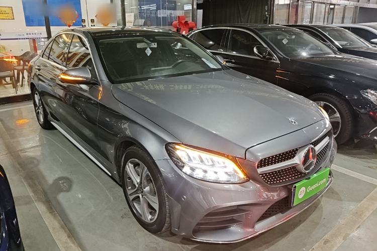 Used Mercedes-Benz C-Class 2019 C 260 L Sport Edition Front Right 45 Deg