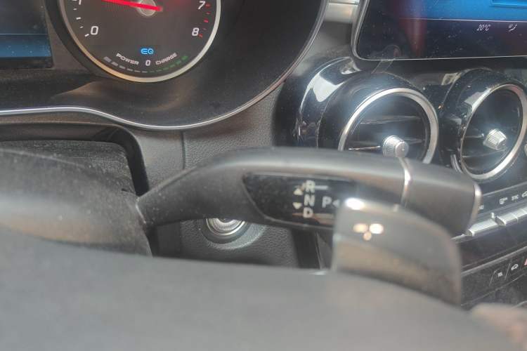 Used Mercedes-Benz C-Class 2019 C 260 Sport Edition Gear Lever