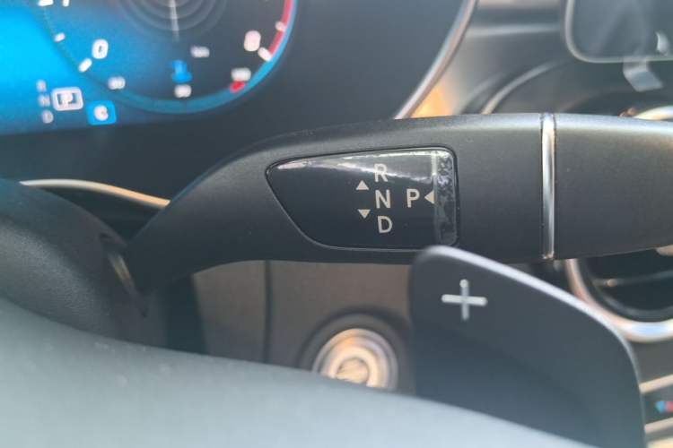 Used Mercedes-Benz C-Class 2019 Restyled C 260 L Sport Edition Gear Lever