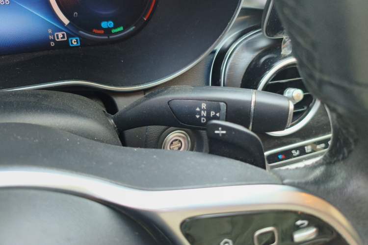 Used Mercedes-Benz C-Class 2019 Restyled C 260 L Sport Edition Gear Lever