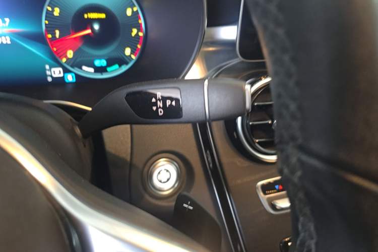 Used Mercedes-Benz C-Class 2019 Restyled C 260 L Sport Edition Gear Lever