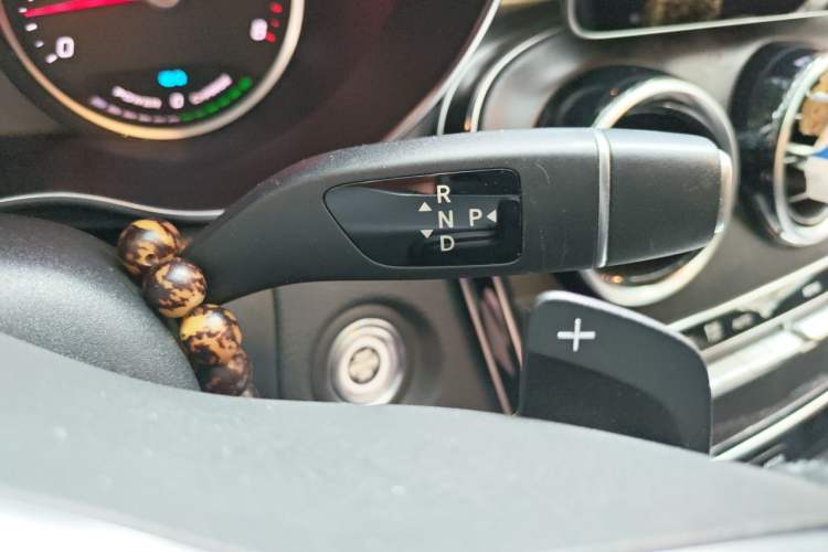 Used Mercedes-Benz C-Class 2019 Restyled C 260 L Sport Edition Gear Lever