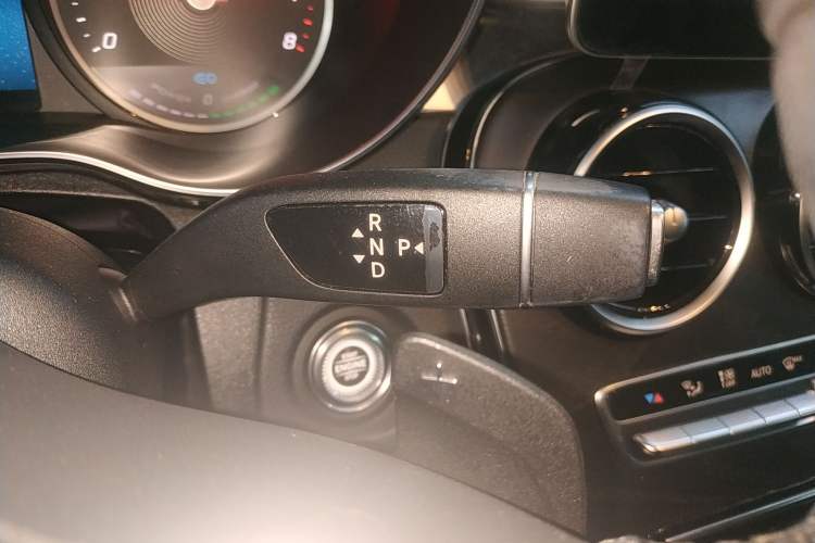 Used Mercedes-Benz C-Class 2019 C 260 L Sport Edition Gear Lever