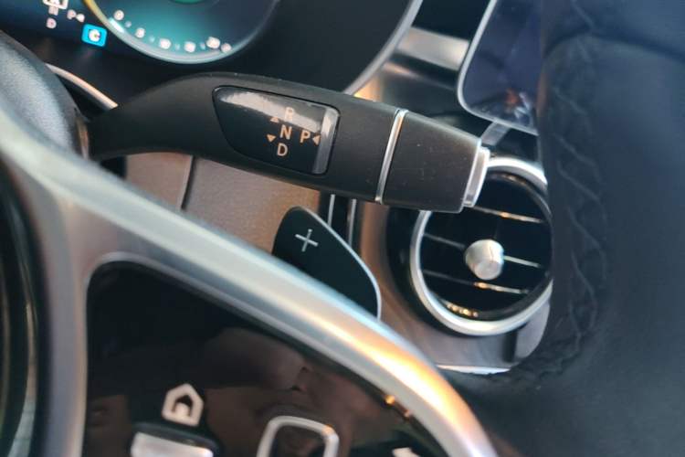 Used Mercedes-Benz C-Class 2019 Restyled C 260 L Sport Edition Gear Lever
