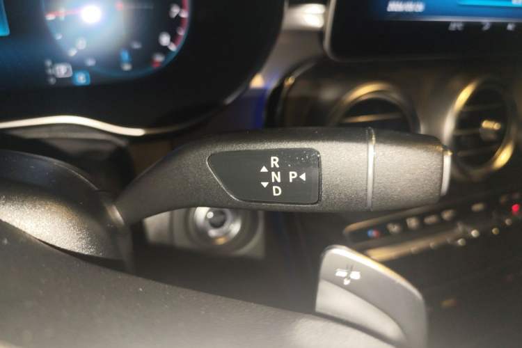 Used Mercedes-Benz C-Class 2019 C 260 Coupe Gear Lever