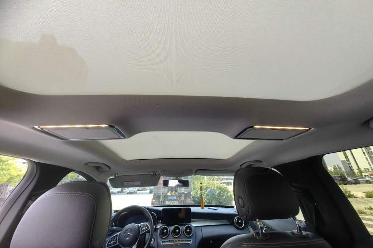 Used Mercedes-Benz C-Class 2019 Restyled C 260 L Sport Edition Headliner