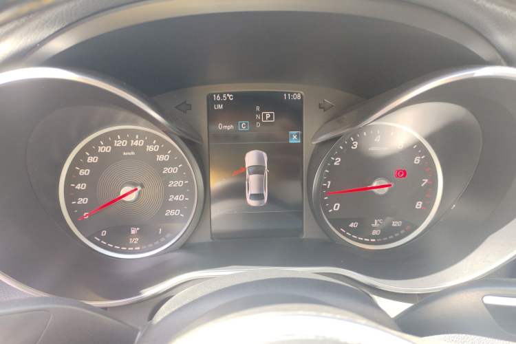 Used Mercedes-Benz C-Class 2019 C 180 L Fashion Edition Sport Version Instrument Cluster