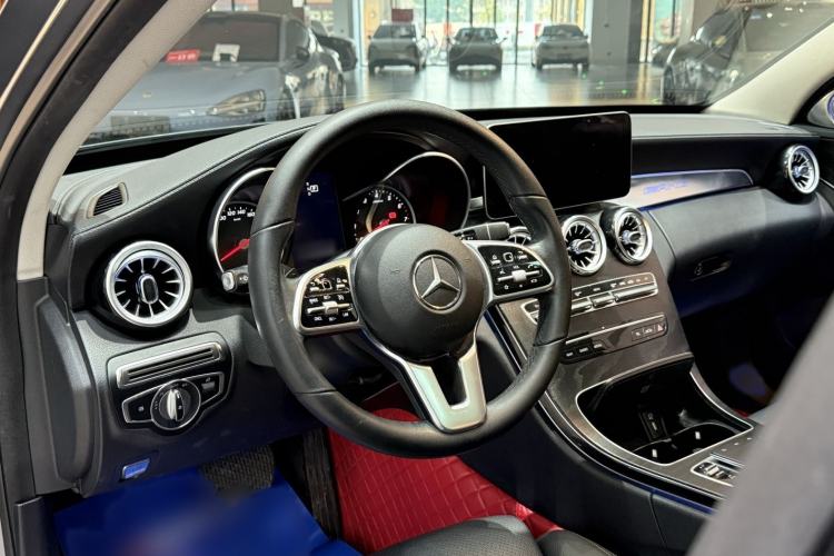 Used Mercedes-Benz C-Class 2019 C 260 L Sport Edition Interior 2