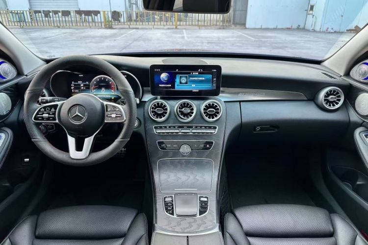 Used Mercedes-Benz C-Class 2019 C 260 Estate Interior 3