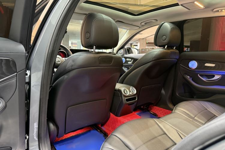 Used Mercedes-Benz C-Class 2019 C 260 L Sport Edition Interior 6