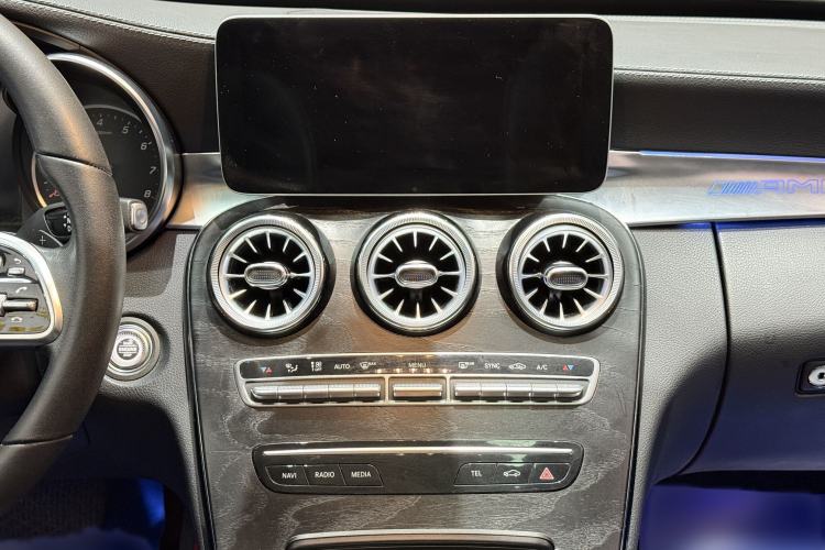Used Mercedes-Benz C-Class 2019 C 260 L Sport Edition Interior 7