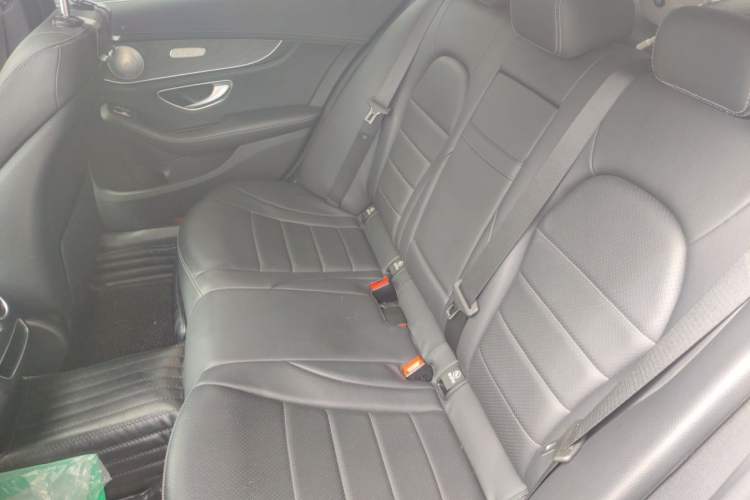 Used Mercedes-Benz C-Class 2019 C 180 L Fashion Edition Sport Version Left Rear Seat