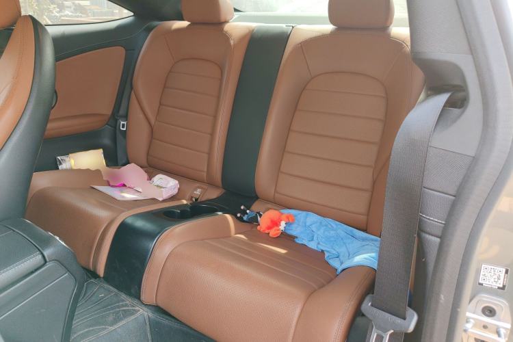 Used Mercedes-Benz C-Class 2019 C 260 4MATIC Coupe Left Rear Seat