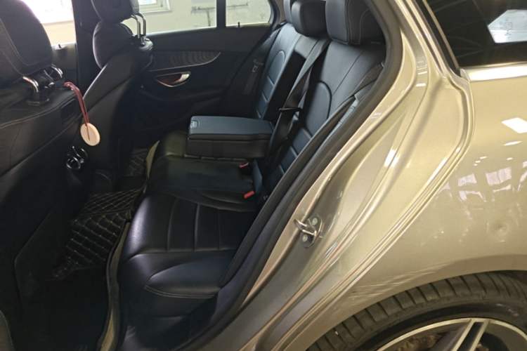 Used Mercedes-Benz C-Class 2019 C 260 Estate Left Rear Seat