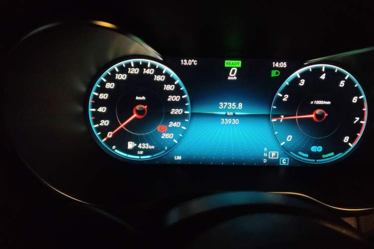 Used Mercedes-Benz C-Class 2019 C 260 Coupe Odometer Close Up