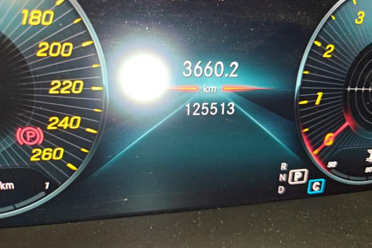Used Mercedes-Benz C-Class 2019 C 260 Estate Odometer Close Up