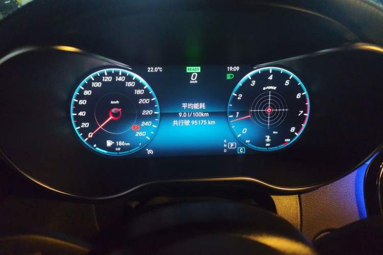 Used Mercedes-Benz C-Class 2019 C 260 Coupe Odometer Close Up