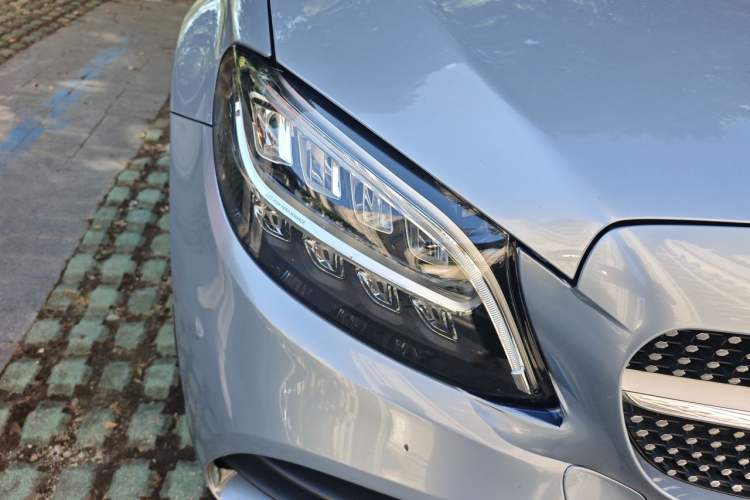 Used Mercedes-Benz C-Class 2019 Restyled C 260 L Sport Edition Right Front Headlight