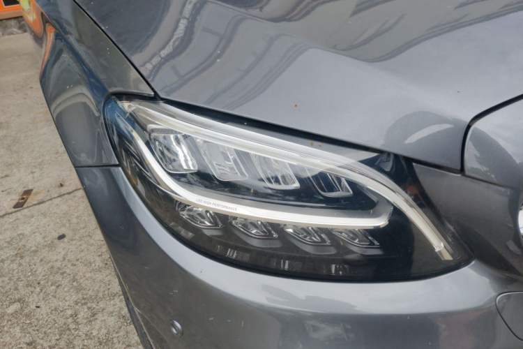 Used Mercedes-Benz C-Class 2019 C 180 L Fashion Edition Sport Version Right Front Headlight