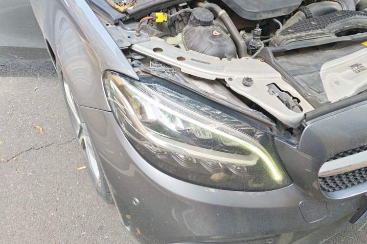 Used Mercedes-Benz C-Class 2019 Restyled C 260 L Sport Edition Right Front Headlight