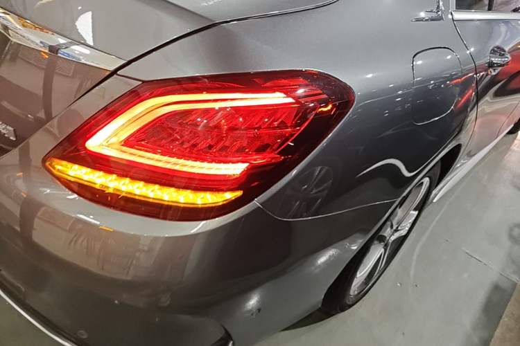 Used Mercedes-Benz C-Class 2019 C 260 L Sport Edition Right Rear Taillight