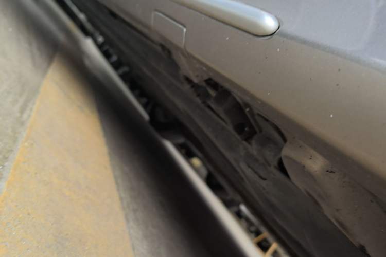 Used Mercedes-Benz C-Class 2019 Restyled C 260 L Sport Edition Right Side Sill