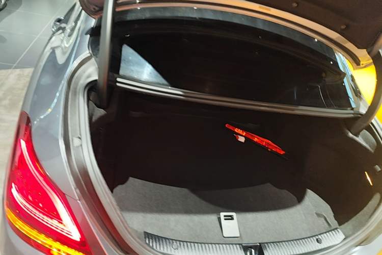 Used Mercedes-Benz C-Class 2019 C 260 L Sport Edition Trunk