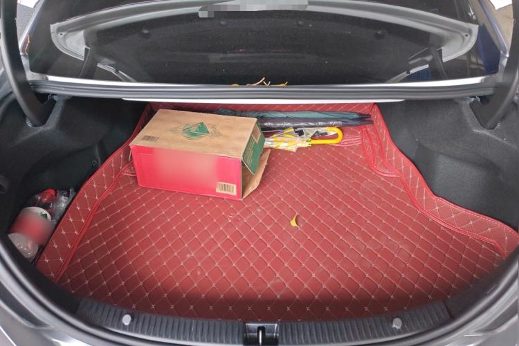 Used Mercedes-Benz C-Class 2019 Updated C 260 L Trunk