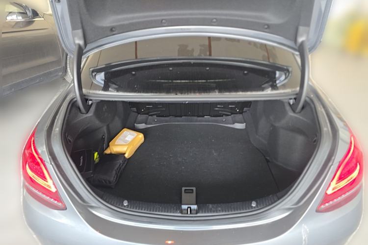 Used Mercedes-Benz C-Class 2019 Restyled C 260 L Sport Edition Trunk