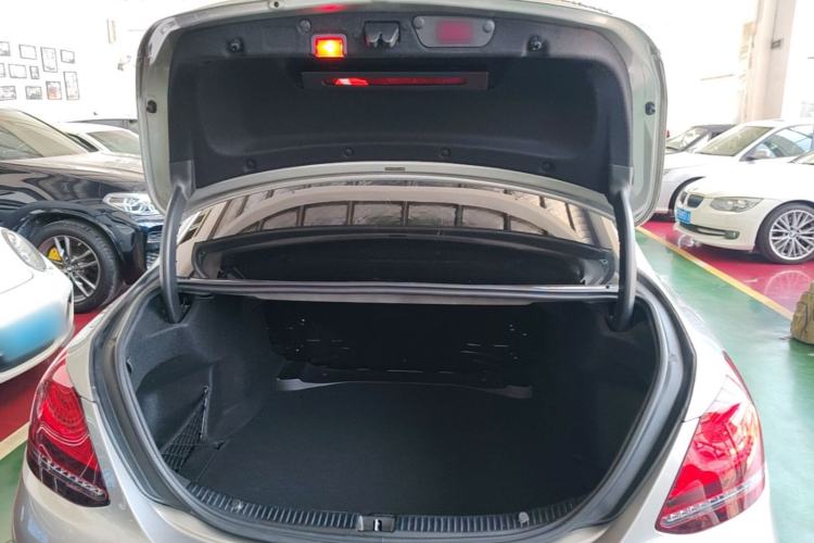 Used Mercedes-Benz C-Class 2019 Restyled C 260 L Sport Edition Trunk