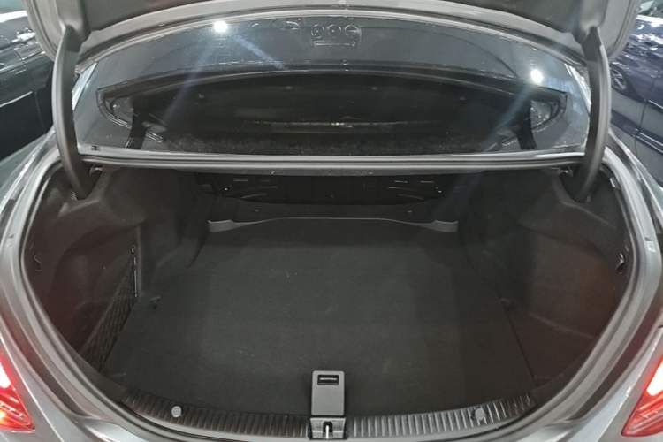 Used Mercedes-Benz C-Class 2019 C 260 L Sport Edition Trunk