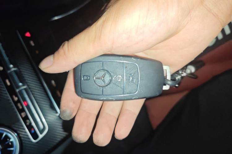 Used Mercedes-Benz C-Class 2019 C 260 Sport Edition Vehicle Key