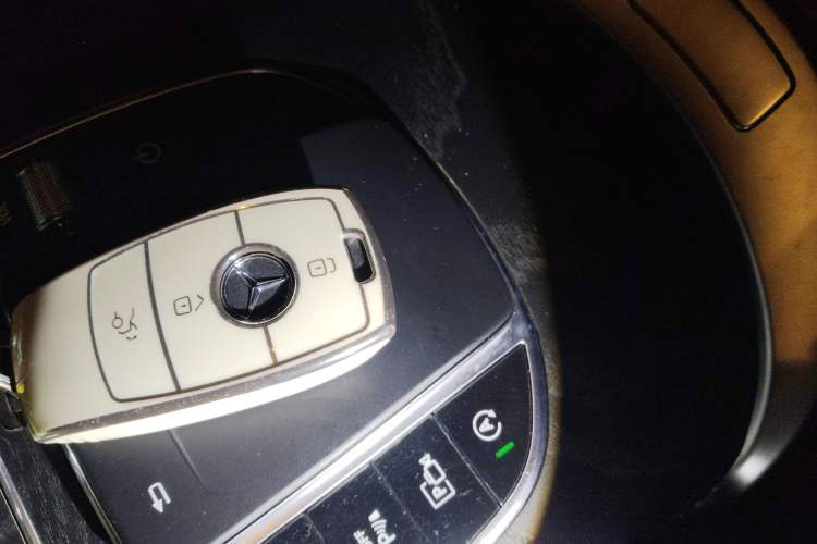 Used Mercedes-Benz C-Class 2019 C 260 Coupe Vehicle Key