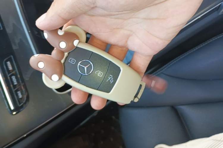 Used Mercedes-Benz C-Class 2019 Restyled C 260 L Sport Edition Vehicle Key