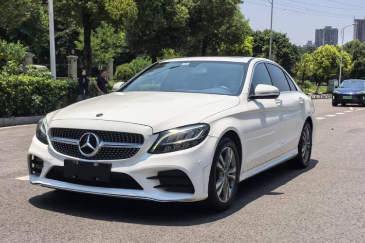 Mercedes-Benz C-Class 2019 C 180 L Fashion Edition Sport Version usata Guazi used car, China used car export, Used car for sale, Used cars, Cheapest cars for sale