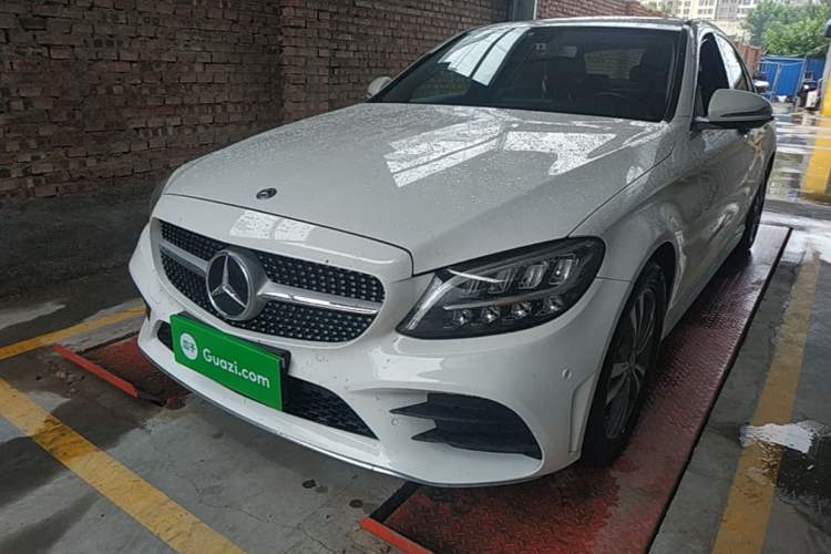 Ojetý Mercedes-Benz C-Class 2019 C 180 L Fashion Edition Sport Version Guazi used car, China used car export, Used car for sale, Used  cars, Cheapest cars for sale