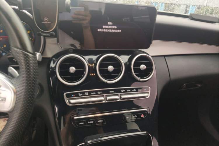 Used Mercedes-Benz C-Class 2019 C 260 Sport Edition Audio And AC Panel