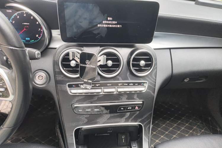 Used Mercedes-Benz C-Class 2019 C 260 L Sport Edition Audio And AC Panel