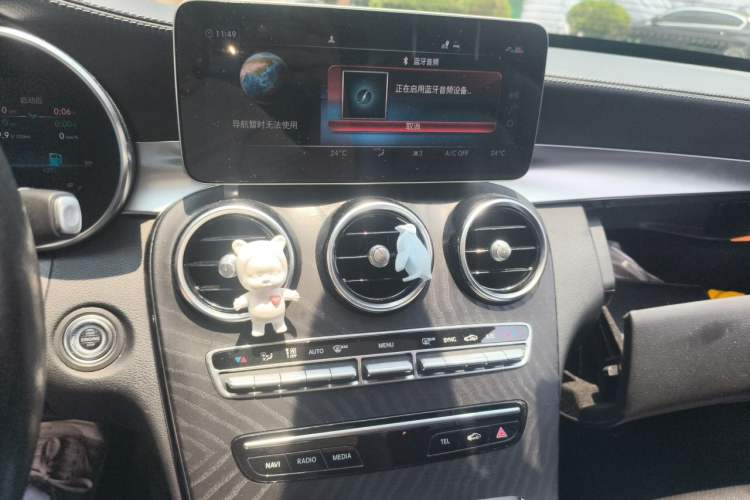 Used Mercedes-Benz C-Class 2019 Restyled C 260 L Sport Edition Audio And AC Panel