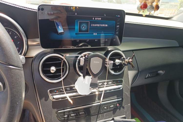 Used Mercedes-Benz C-Class 2019 C 180 L Fashion Edition Sport Version Audio And AC Panel