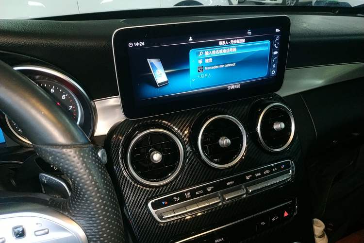 Used Mercedes-Benz C-Class 2019 C 260 Sport Edition Audio And AC Panel